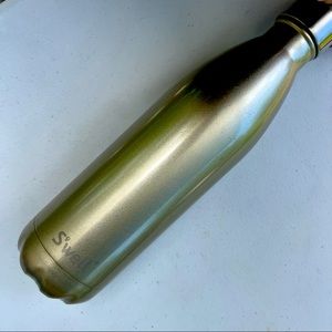 Used Swell Reusable Bottle Gold
